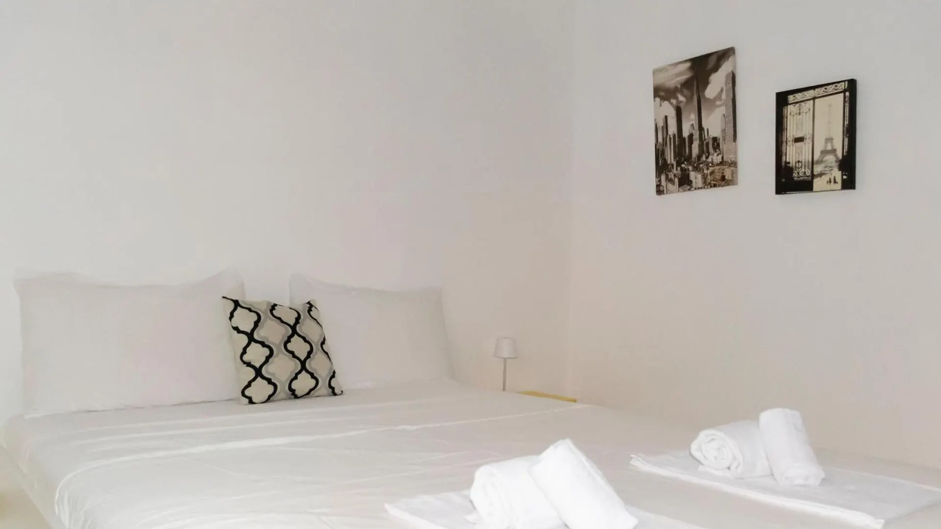 Mazzini Home روما